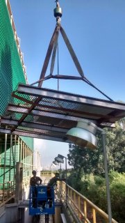 Adequação das grades do piso da Torre de Resfriamento - UTE 