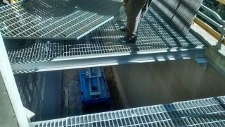 Adequação das grades do piso da Torre de Resfriamento - UTE 