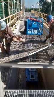 Adequação das grades do piso da Torre de Resfriamento - UTE 